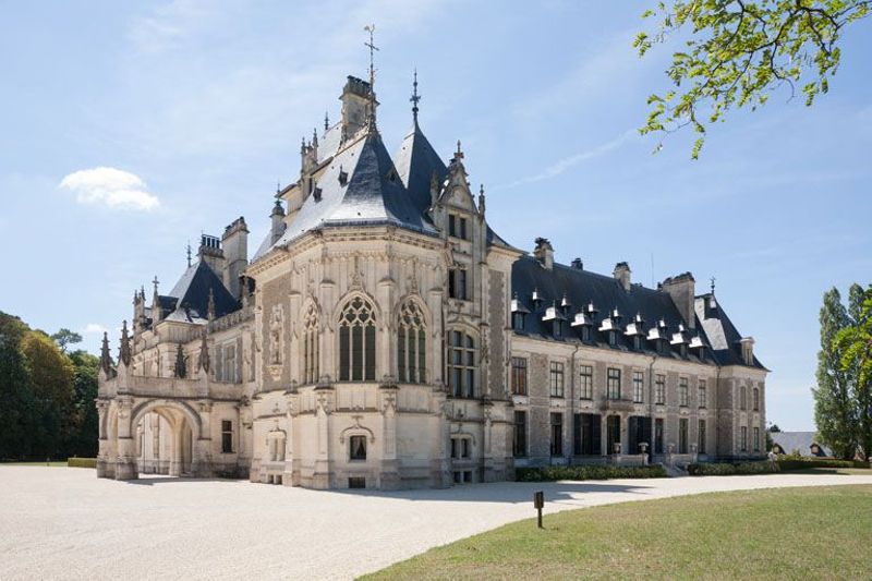Le XIXe siècle : renaissance des châteaux