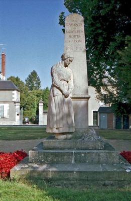 Lignières, Monument aux morts.