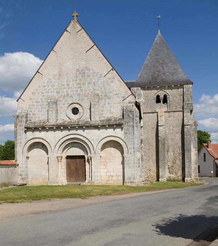 MONTLOUIS