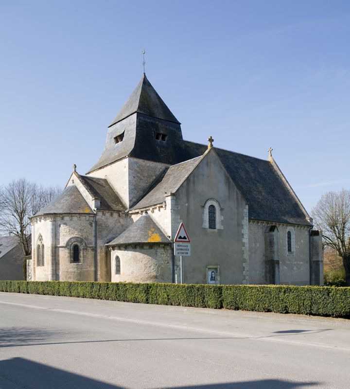 MOULINS-SUR- YEVRE