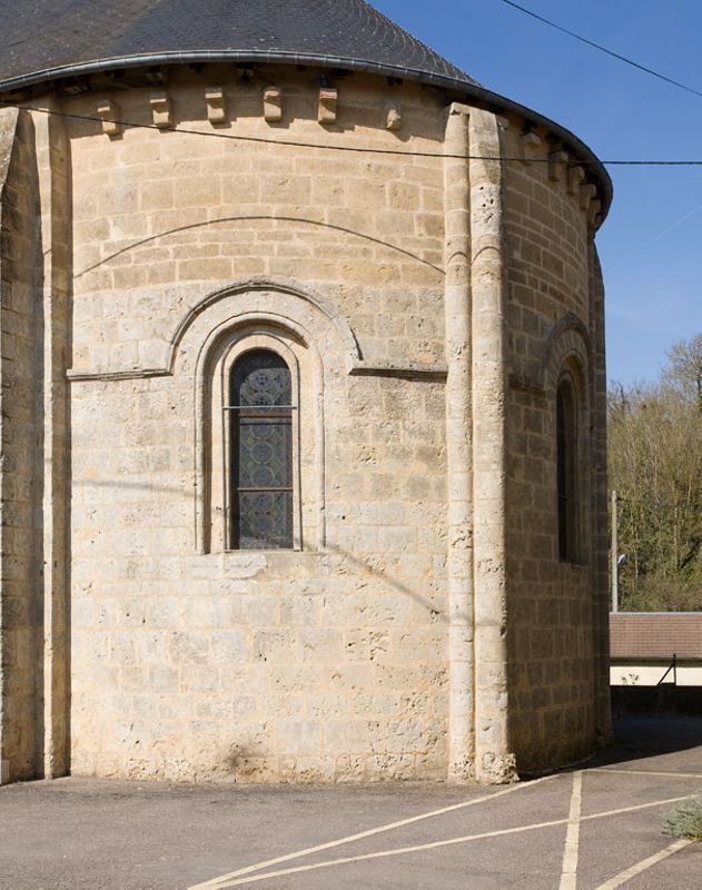 VILLEQUIERS