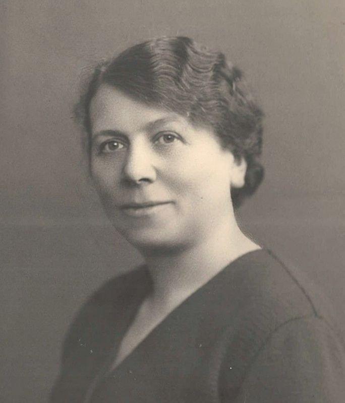 6. Élise Pasdeloup, bouchère aux Aix-d'Angillon