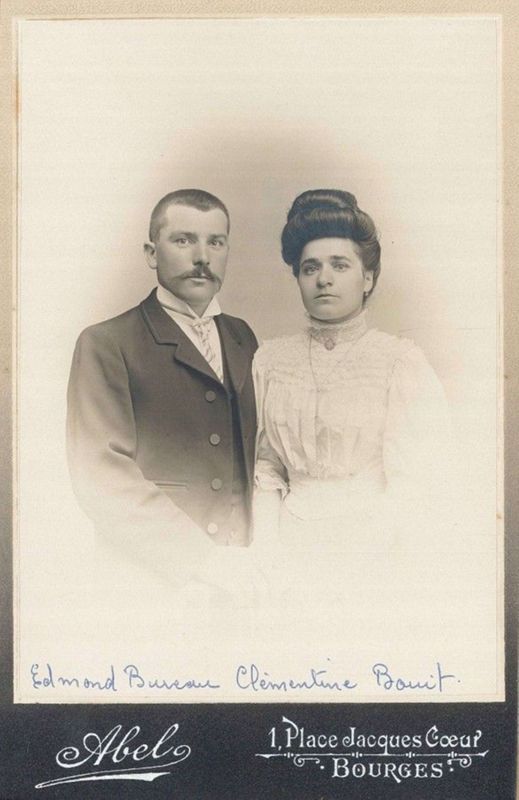 25. Clémentine Bureau, sabotière à Mehun-sur-Yèvre