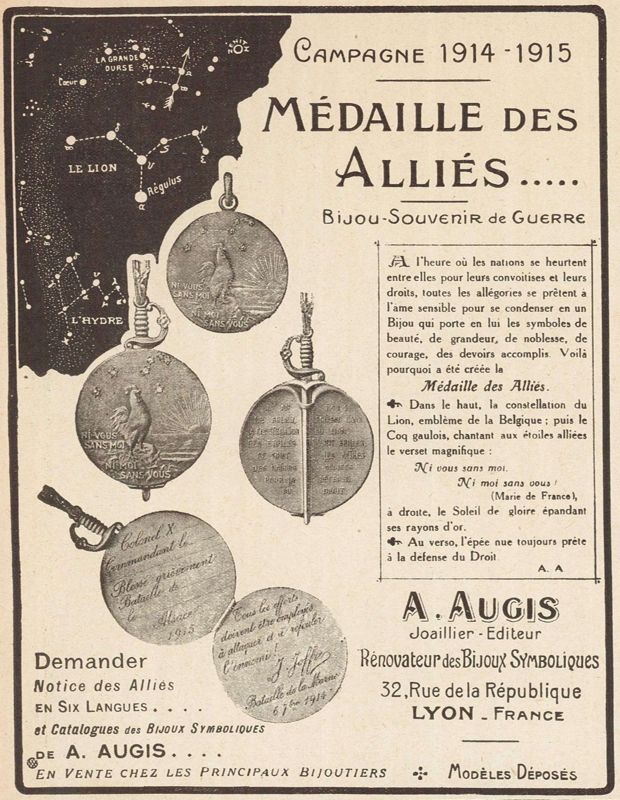 Coq gaulois chantant aux étoiles alliées