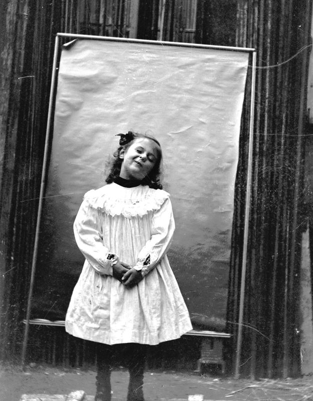 Portrait d’enfant, par Pierre-Frédéric Cantin, début du XXe siècle. | AD du Cher, 52 Fi