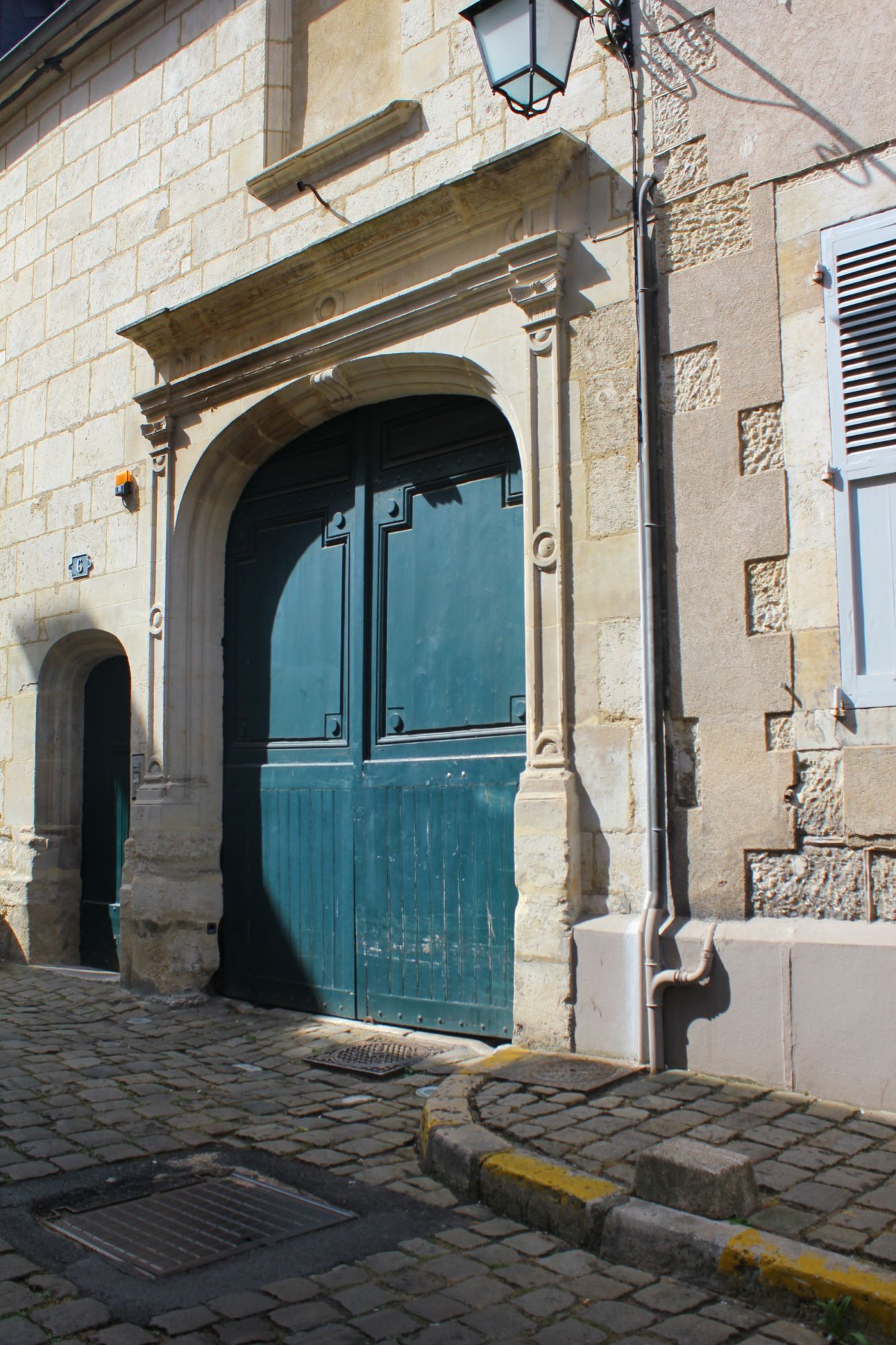 Portail de l'hôtel Bastard