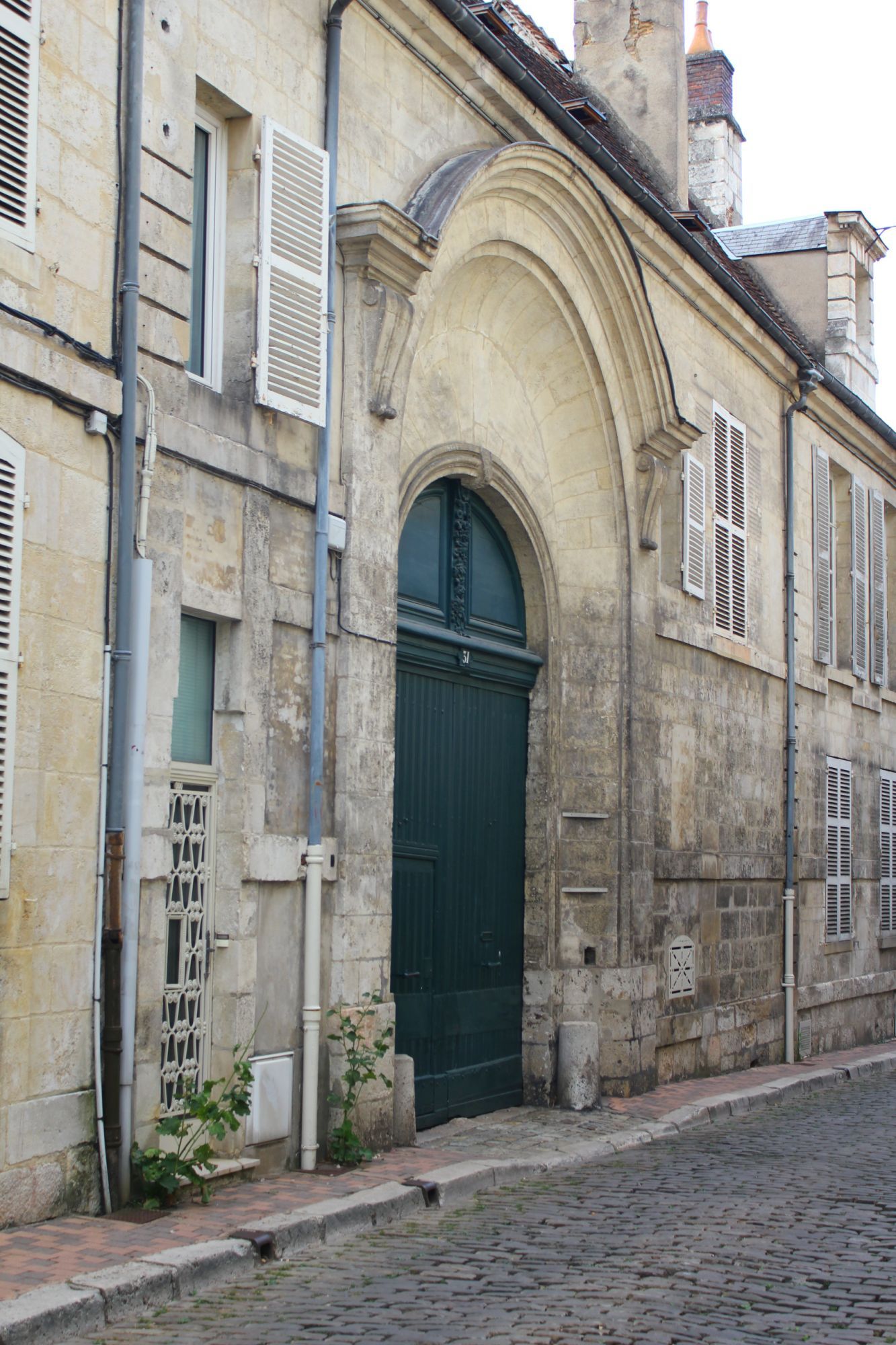 Portail du 31 rue Edouard Branly