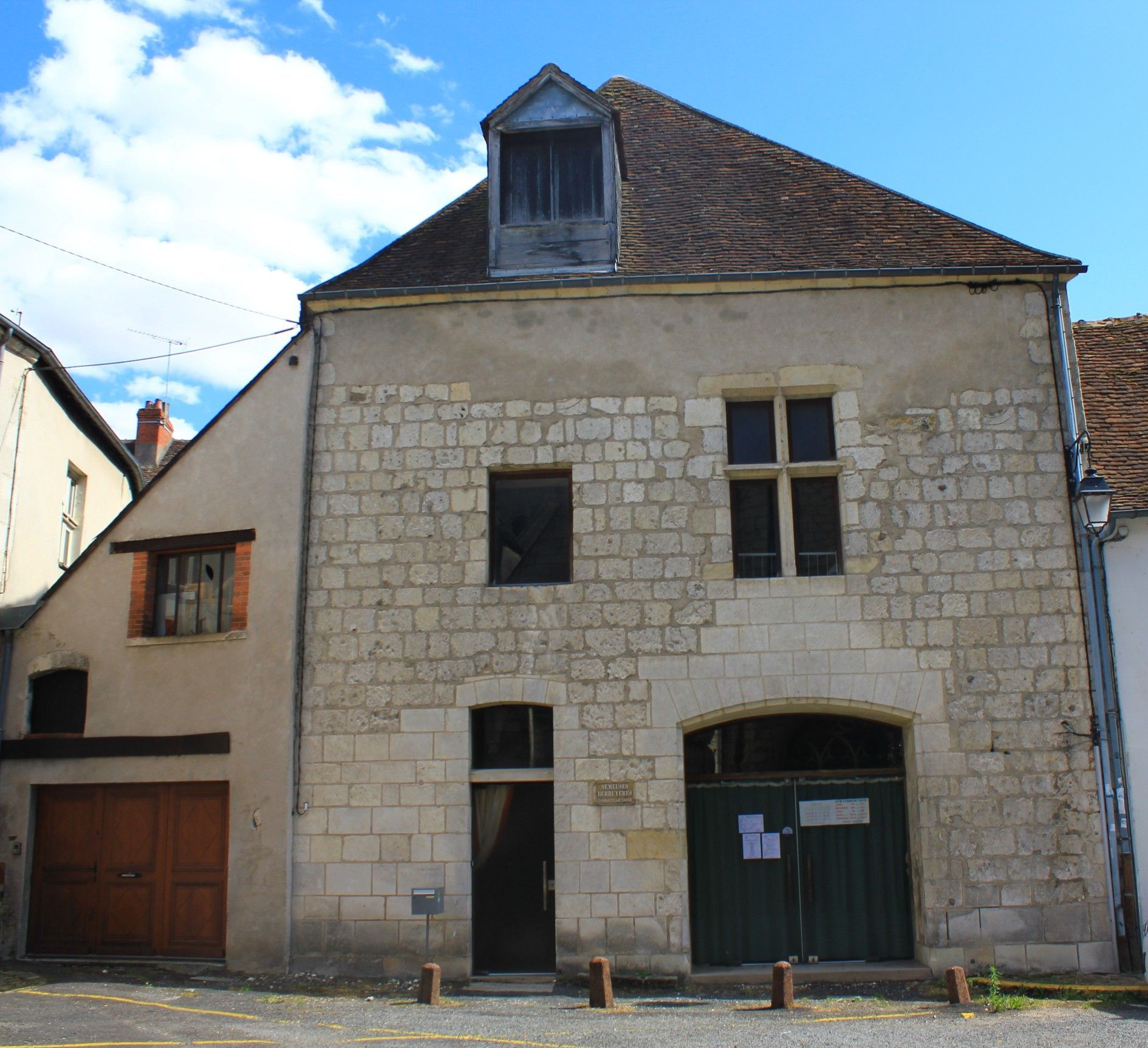 Maison dite des Trousseaux