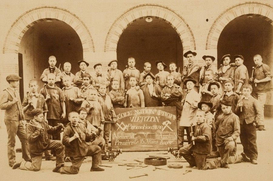 Le développement de l'enseignement professionnel : l'exemple de l'E.N.P. De Vierzon