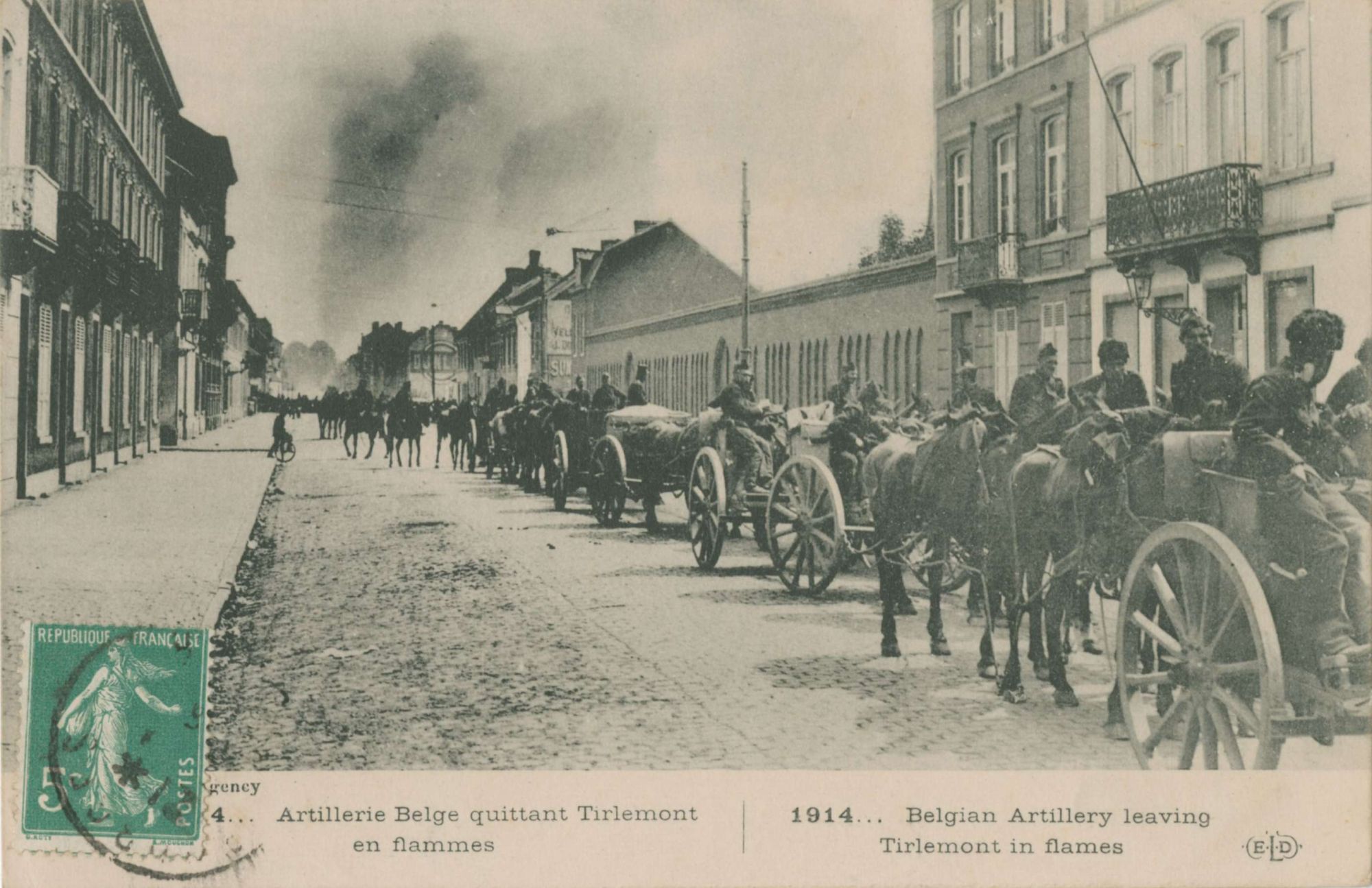 Artillerie belge quittant Tirlemont en flammes