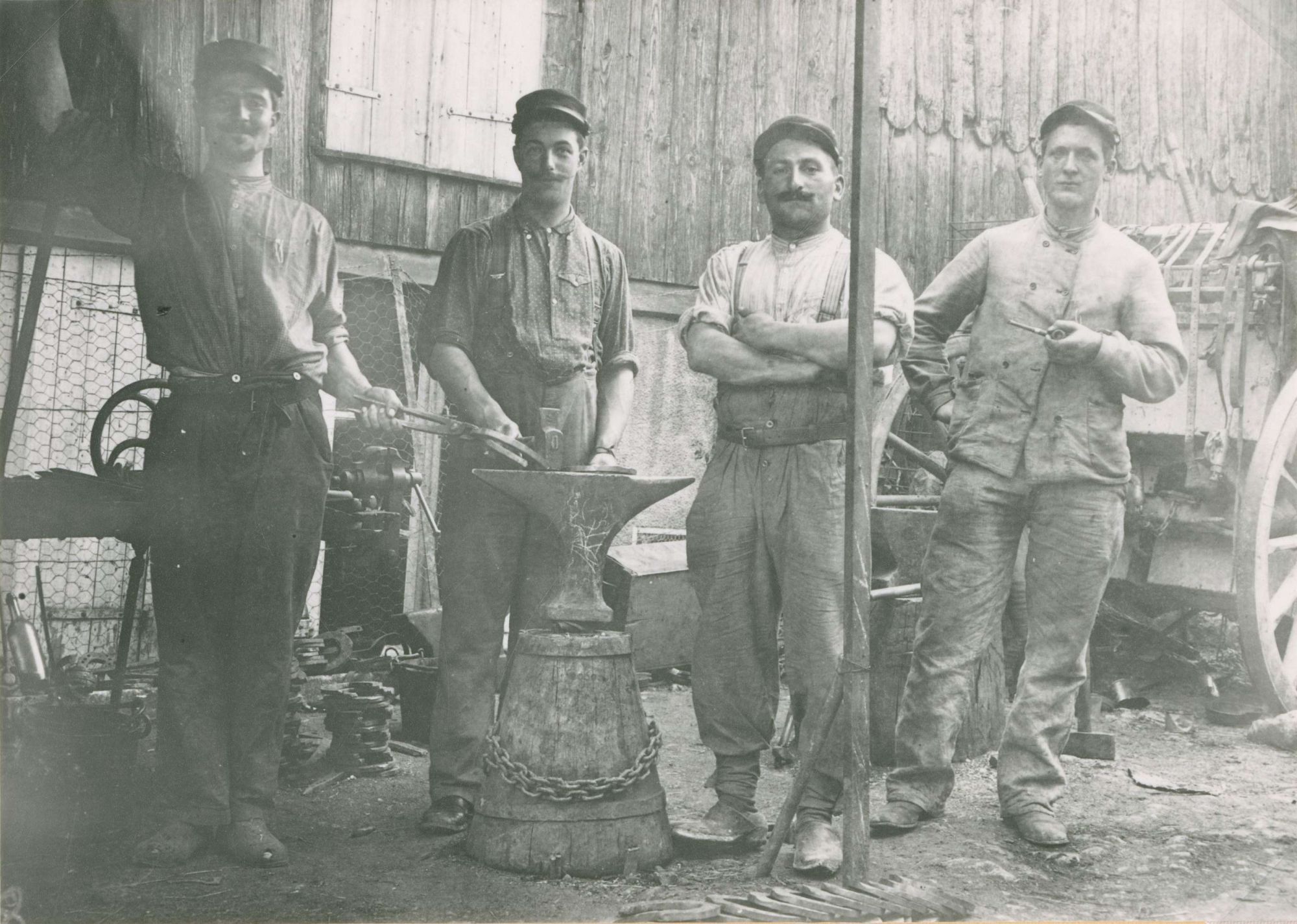 Maréchaux-ferrants (5 Num 43/79/3)