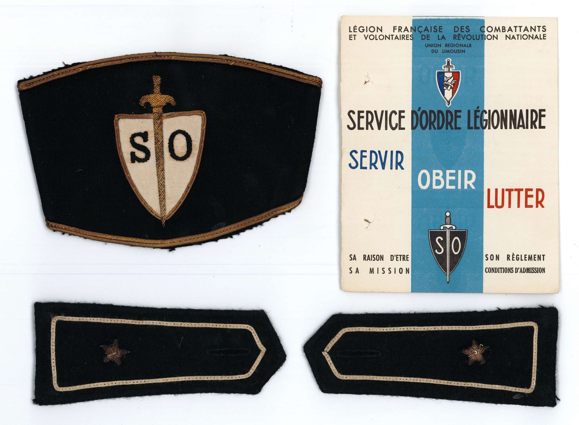 Brassard, épaulettes et brochure du SOL (3 W 132)
